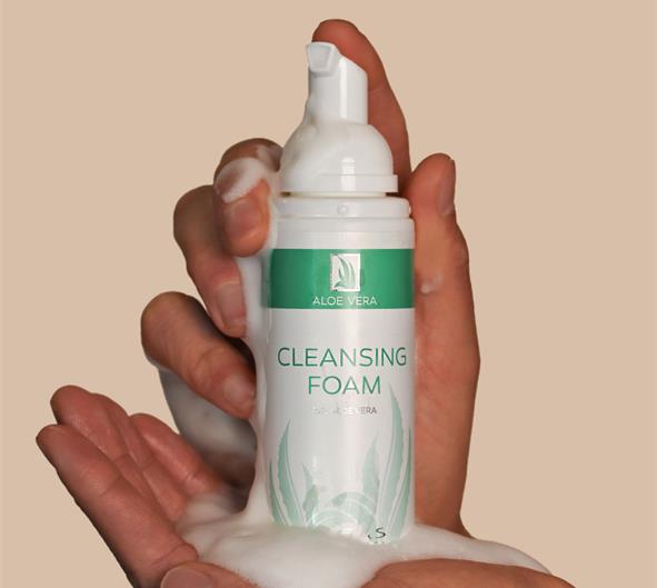 Espuma de Limpeza Aloe Vera – Limpeza Suave e Calmante para Pele Sensível