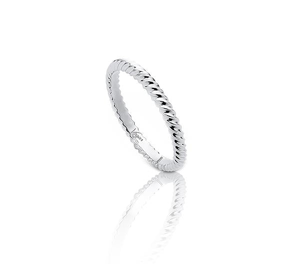 Anel Desire – Prata 925 Rodiada com Design Entrançado